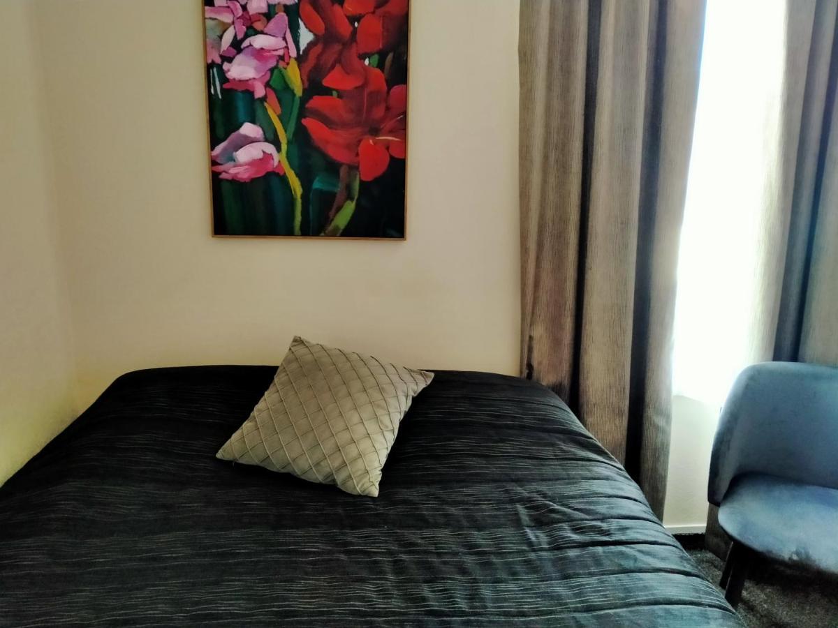 Masonic Hotel Πάλμερστον Νορθ Εξωτερικό φωτογραφία